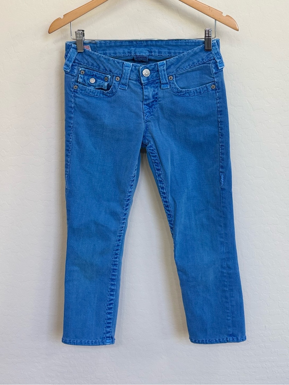 True Religion Lily Super T Cropped Capri Jeans Size 28 Medium Blue Thick Stitch